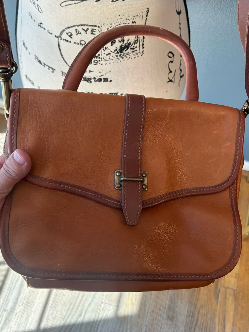 Fossil Classic Brown Leather Crossbody Bag